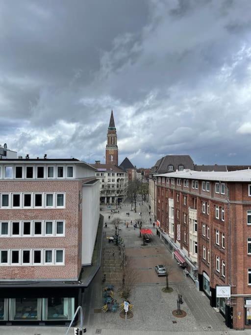 Rooftop Mit Foerdeblick, Zentral & Nah Am Hbf Apartment *